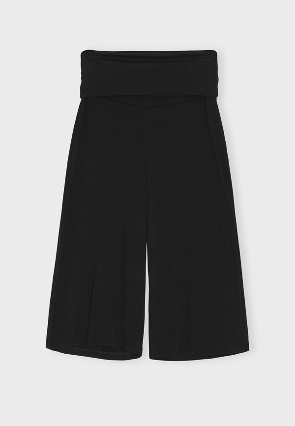 Moshi Moshi Mind - Pure Capri Shorts - Black 