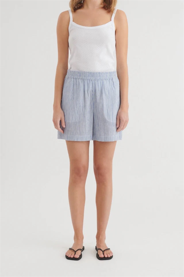 Basic Apparel Carol Shorts - 790 Riviera