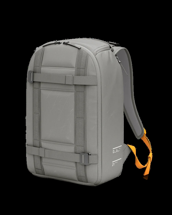 db Ramverk Backpack 21L - Sand