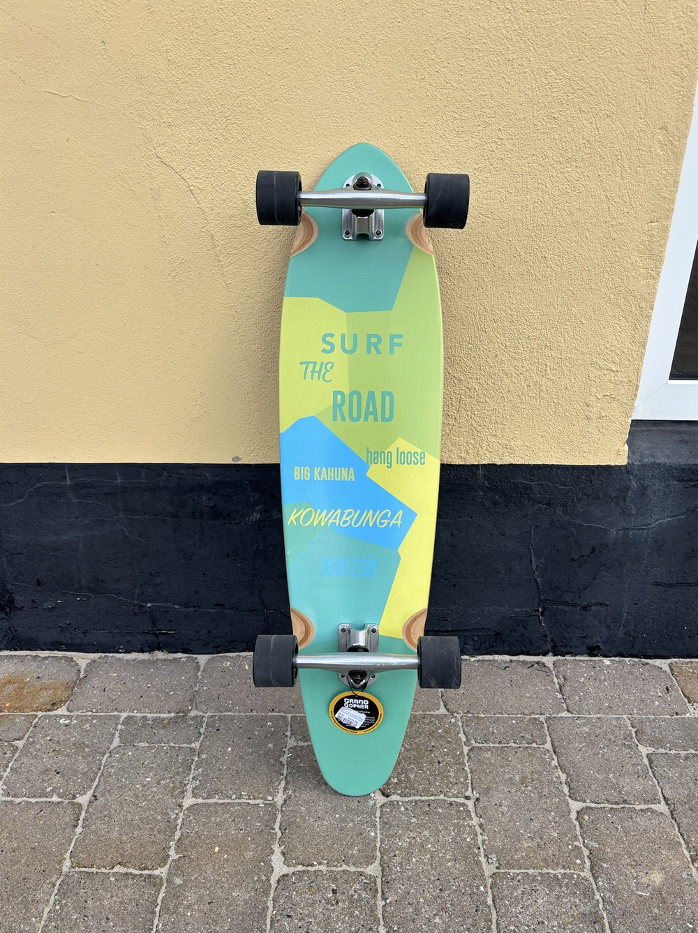 NSC - Grand Gopher Kicktail Longboard - Surf The Road 36" x 9"