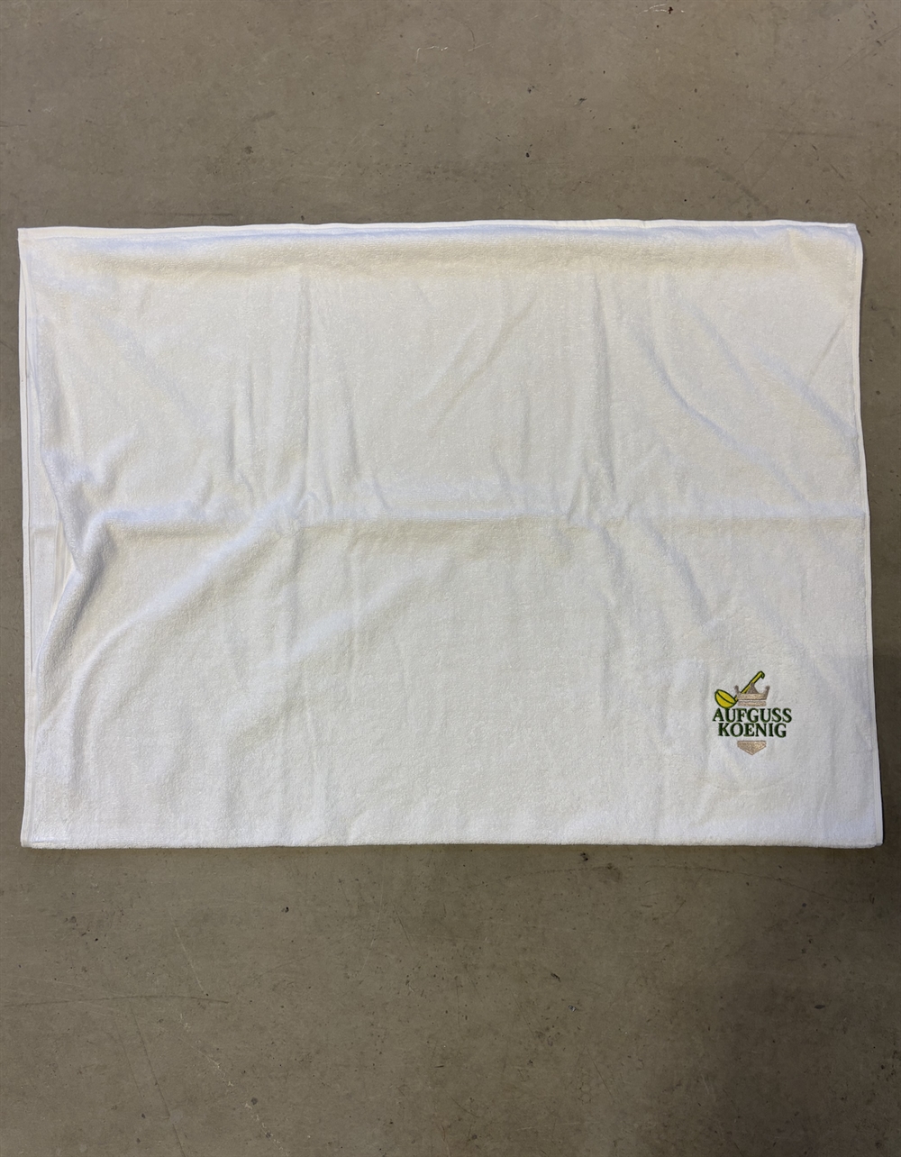 Saunagut Gusmester sving håndklæde by Visar Bytyqi - Hvid