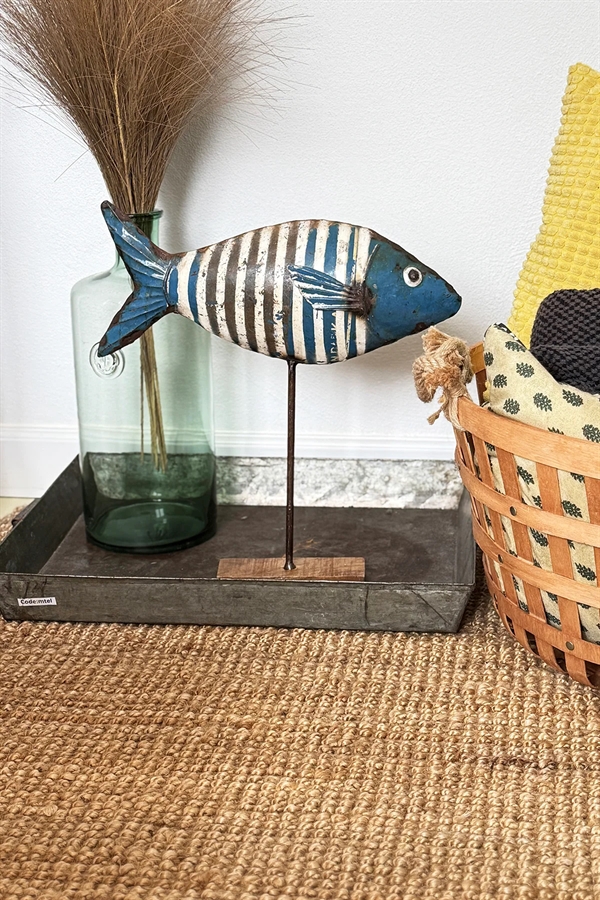 Hjemhavn Fisk på fod - Recycled Metal
