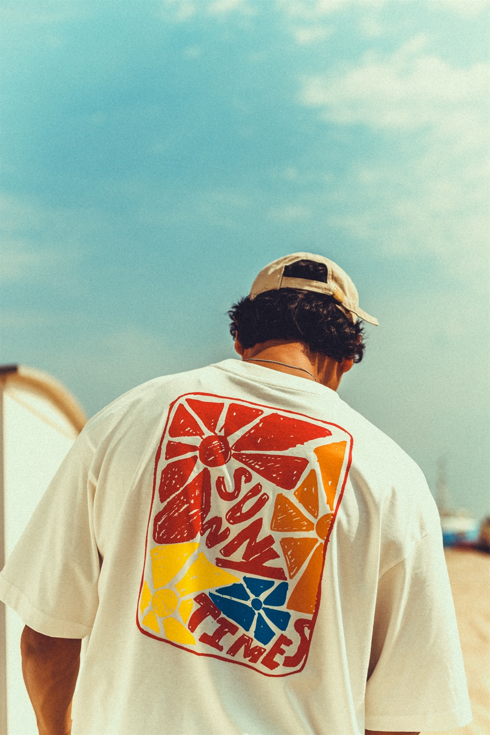 North Shore Surf - Box t-shirt “sunny times” - Off White